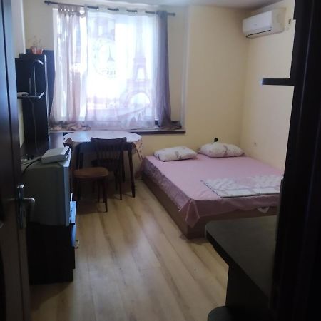 Apartmen Xan Malamir Varna Esterno foto