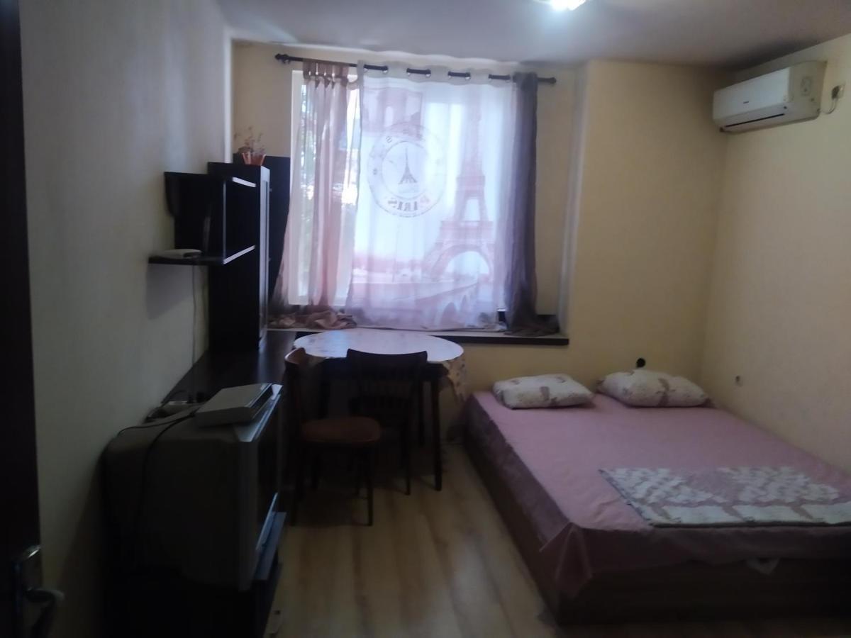 Apartmen Xan Malamir Varna Esterno foto