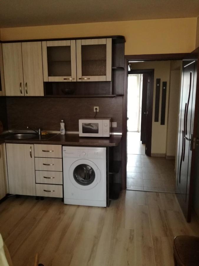 Apartmen Xan Malamir Varna Esterno foto