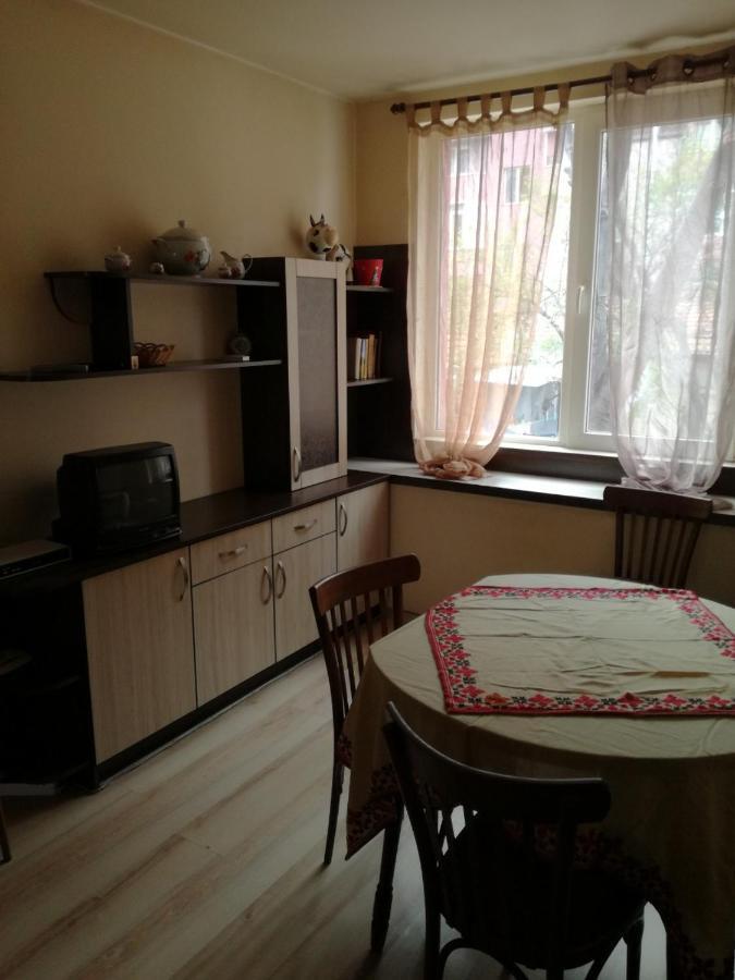 Apartmen Xan Malamir Varna Esterno foto